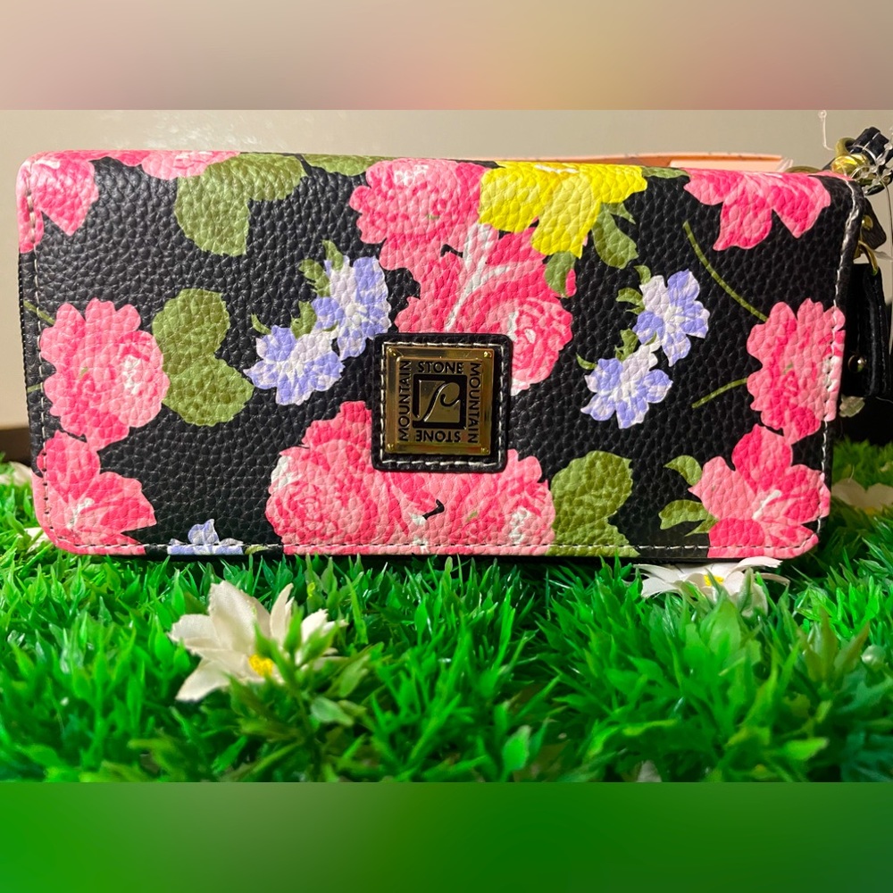 Flowering Wallet